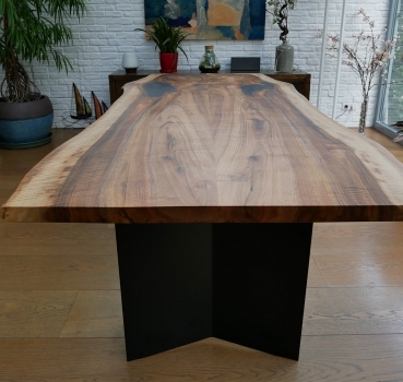 MOON – Table live edge